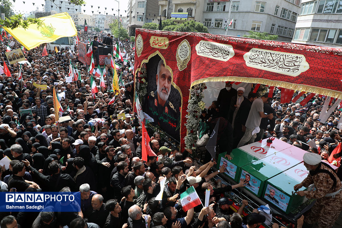 تشییع پیکر شهدای اقتدار ایران و ارتباط آن با وحدت و انسجام جامعه