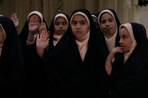 آیین بزرگداشت روز معلم ویژه معلمان و فرهنگیان ناحیه۲ بهارستان