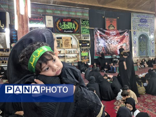 مراسم شیرخوارگان حسینی در بلده