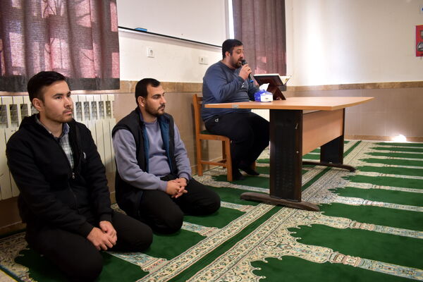 برنامه هماهنگ استانی «محفل معنوی قرآن و نماز جماعت» در نوخندان