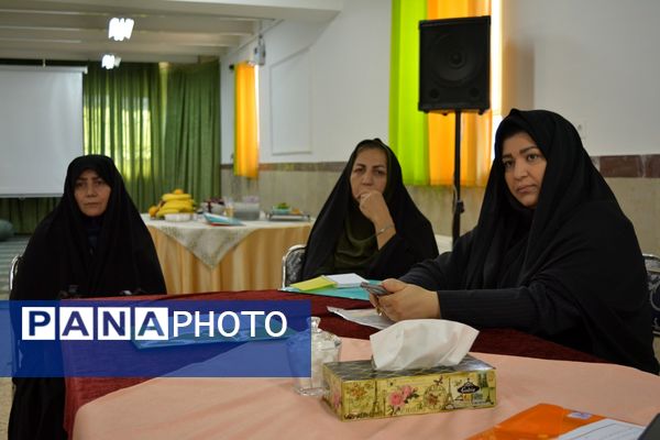 نشست تخصصی مدیران متوسطه اول و دوم بهارستان‌دو