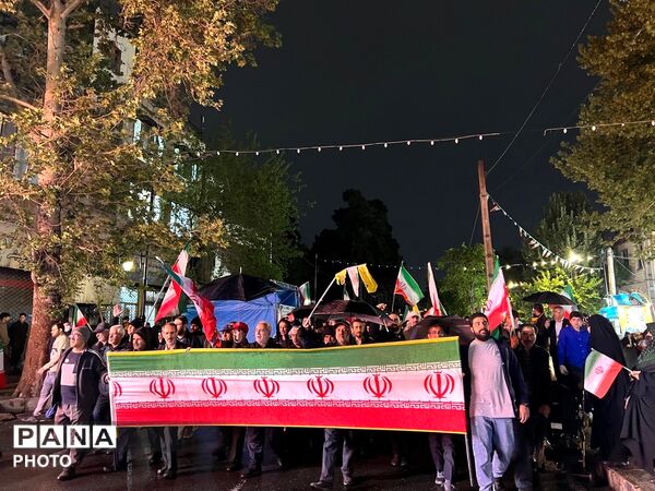 صدای حق هنوز پابرجاست