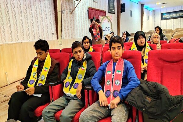 کلاس آموزشی خبرنگاری در کانون مهر تابان نیشابور
