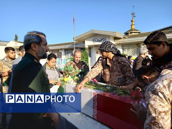مراسم وداع شهید خوشنام در مدارس بهنمیر