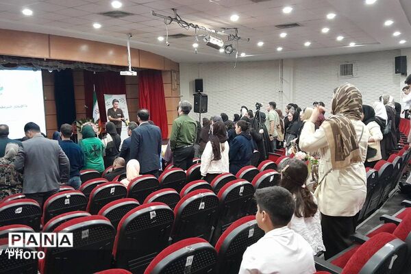 روایت «خانه رشد» در «قصه رشد» ورامین با اجرای کودکان