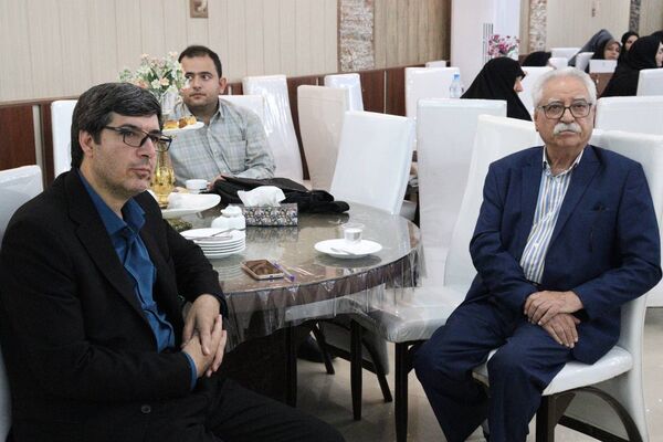 تجلیل از معلمان پژوهنده در همایش بهارانه