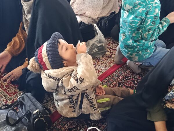 حضور کودکان در نماز جمعه کاشمر 