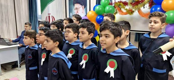زنگ غنچه‌ها همزمان با سراسر کشور در بندرانزلی