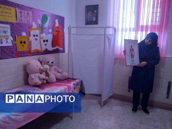 افتتاح اتاق بهداشت در دبستان دخترانه مالک‌ اشتر شهرستان ملارد