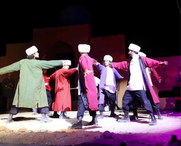 نمایش بزرگ بومی میدانی «سرزمین خورشید» در خراسان شمالی 