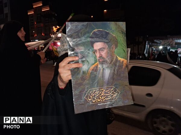 مراسمی باشکوه  به مناسبت  روز نوزدهم  شهادت رهبر معظم انقلاب