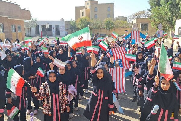 برگزاری صبحگاه‌ در کهریزک با برنامه‌های متنوع