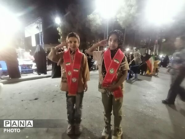 فعالیت دانش‌آموزان پیشتاز در موکب سازمان دانش‌آموزی ابرکوه 