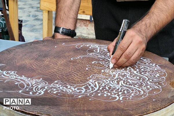 تجربه‌ای متفاوت در خوشنویسی