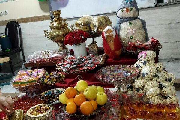 برگزاری مراسم جشن یلدا در مدرسه مهرآیین و مدرسه مریم بهارستان۲