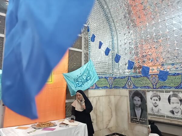 اجرای برنامه هایی زیبا و شاد برای کودکان در شهرستان کاشمر 