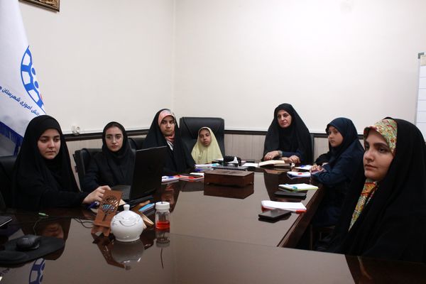 تقدیر از منتخبان پویش‌‌های دانش‌آموزی شهرستان‌های استان تهران