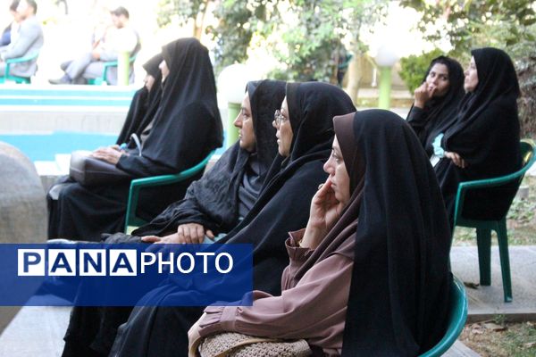 مراسم گرامیداشت هفته دفاع مقدس در اداره‌کل آموزش و پرورش اصفهان