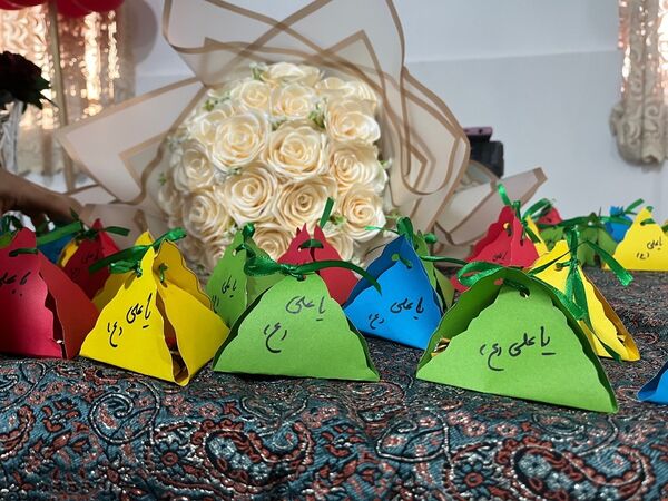 برگزاری مراسمی به‌مناسبت ولادت حضرت علی (ع) و روز پدر در دبستان دخترانه بعثت ۲