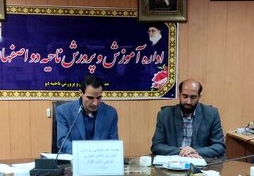 شورای دانش‌آموزی زمینه‌ساز نسلی توانمند، صاحب‌نظر و مطالبه‌گر است