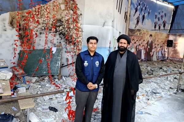 حضور دانش‌آموزان در راهپیمایی جاماندگان اربعین، جلوه‌ای از تربیت دینی نسل آینده است