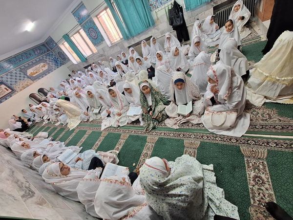 گرامیداشت سالگردشهیدحاج قاسم سلیمانی در نمازخانه مدرسه هدی و  دبستان هیات امنایی فرهنگ