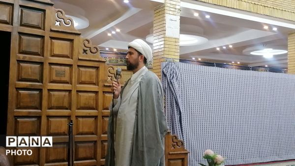 ضیافت افطاری و اقامه نماز جماعت در روز چهارم ماه مبارک رمضان در حسینیه شهر بار نیشابور 