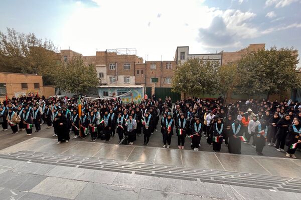 همایش تشکیلاتی "وطن یار" در دبیرستان ایثار