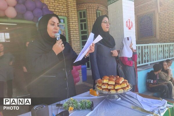 جشن شکوفه‌ها در مدارس هدی و شهید معظم شهرستان قدس با یاد دانش آموزان میناب 
