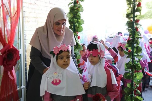 جشن شکوفه‌ها در یزد
