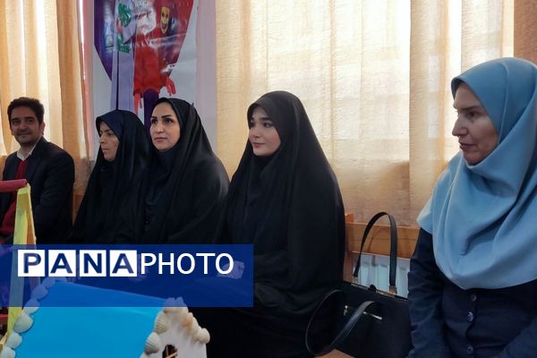 افتتاحیه جشنواره فرهنگی هنری ماها در دبستان قدر بهارستان۲