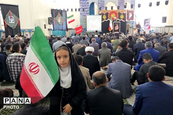 جمعیت عظیم مردم قلعه رئیسی در حمایت از رهبر شهید