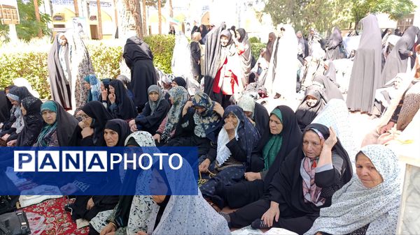 نماز جمعه در جوار شهدای بهشت فضل نیشابور 