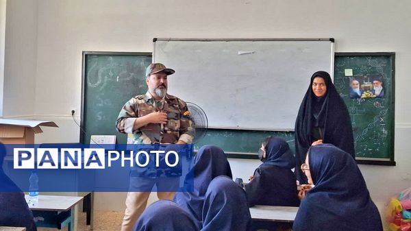 آموزش حفاظت از منابع طبیعی در دبیرستان حضرت زهرا (س) اشتهارد