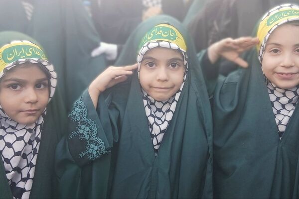 روایت تصویری از رزمایش ۳۱۳ هزار نفری «نوجوانان جان‌فدای ایران»