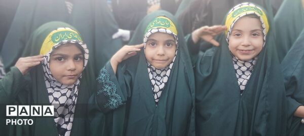 روایت تصویری از رزمایش ۳۱۳ هزار نفری «نوجوانان جان‌فدای ایران»