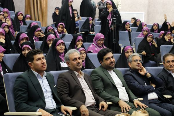 اجتماع دختران نوجوان پیشران انقلاب نجم الهدی