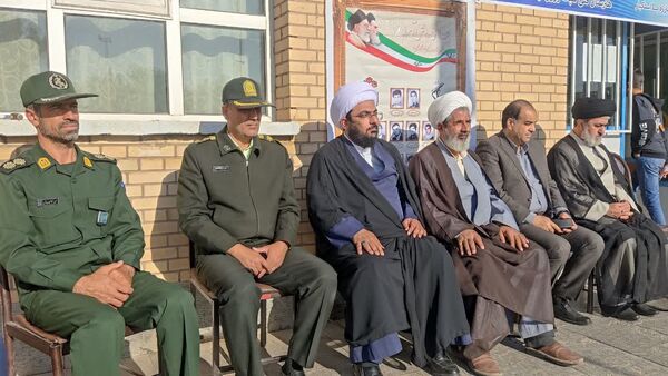 زنگ آغاز هفته پدافند غیرعامل در هنرستان آیت‌الله خامنه‌ای 