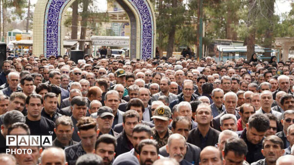 بدرقه قهرمان وطن شهید خلبان محمد بیاتی پیردوستی 
