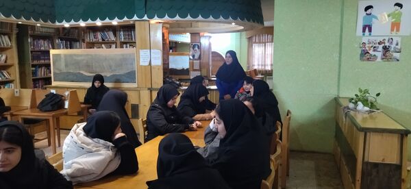 برگزاری سومین روز از مرحله چهارم اردوی «تمشک» در کانون فاطمه الزهرا ناحیه ۳کرج