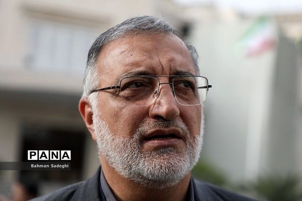 زاکانی: مدیریت حریم شهر به استانداری واگذار شود