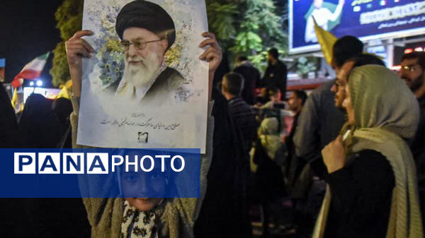 شادی مردم پس از انتقام وعده صادق ۲ در بجنورد