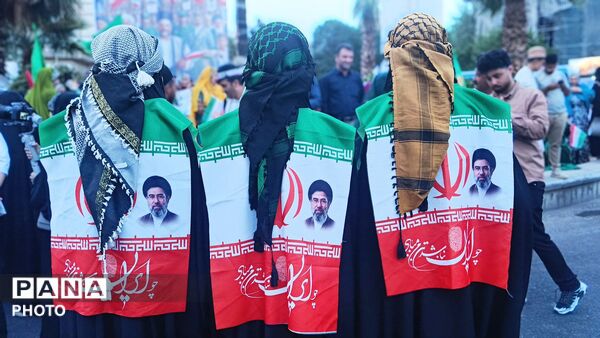 حماسه زاگرس نشینان بختیاری در تهران 
