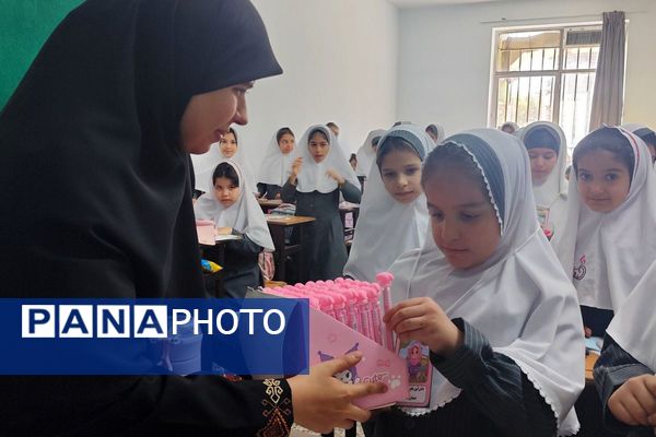 حضور پرشور دختران و پسران شهریار در روز استکبار ستیزی