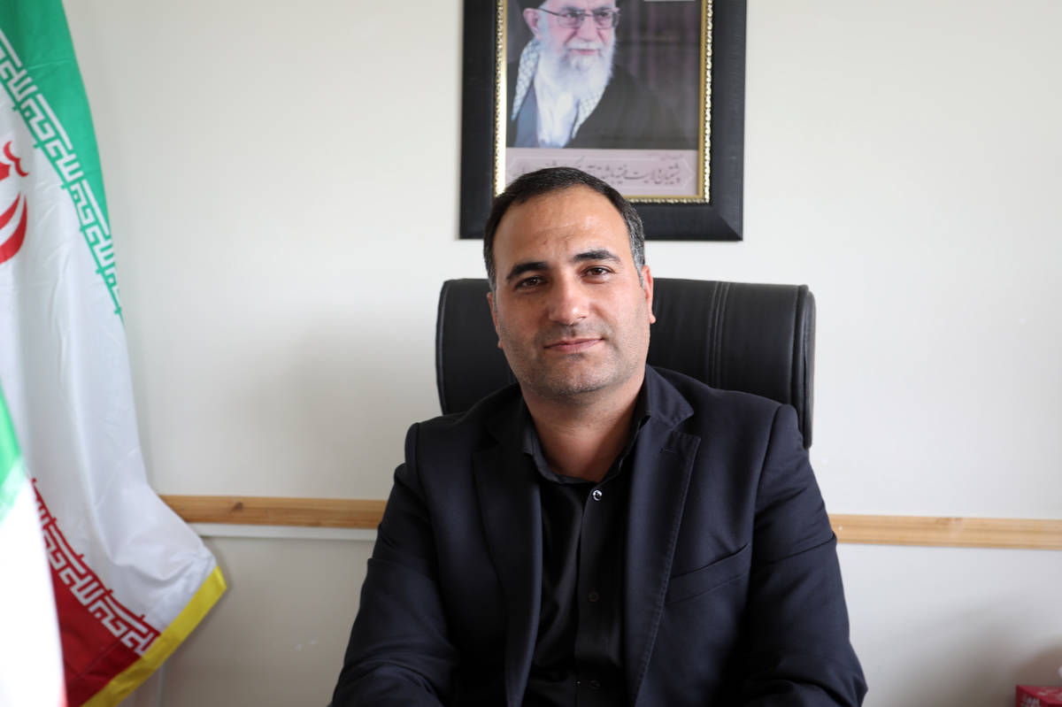 مقام والای مردانگی و فداکاری فرهنگیان با میلاد حضرت علی(ع) و روز پدر گره خورده است