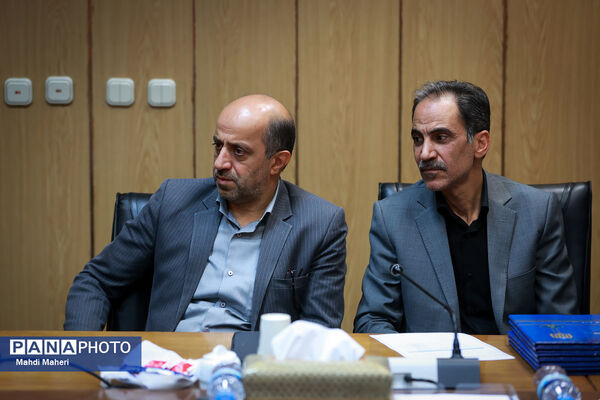 آیین انعقاد تفاهم‌نامه احداث و تجهیز مدارس از محل مسئولیت اجتماعی