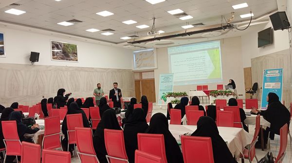 دوره توانمندسازی زیست‌محیطی برای مراقبان سلامت مدارس ابتدایی در چهارمحال و بختیاری