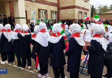 آغاز راهی به وسعت ایثار؛ شکوفه‌های اسکو در مدرسه خیری علیزاده استقبال شدند