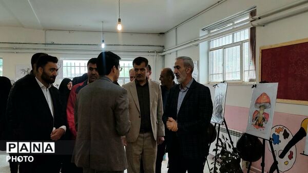 افتتاحیه نمایشگاه دانش‌آموزان کوشش دستنا