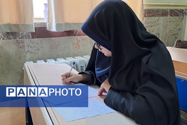  مسابقات قرآن و عترت دانش‌آموزی با حضور پرشور آینده‌سازان